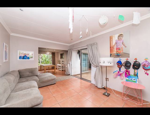 4 BEDROOM HOUSE FOR SALE IN WENDYWOOD